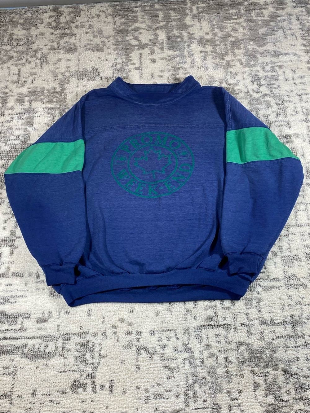 Vintage Promo Week-End Canada Striped Sweater